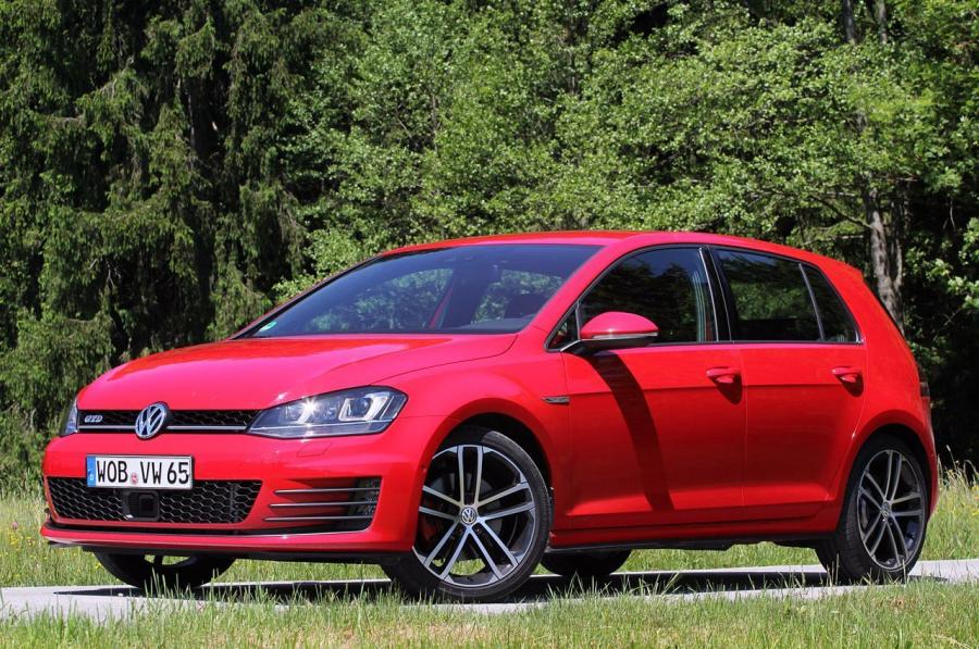  Volkswagen Golf GTD 5-Door 2017 года  (WW) (фото 34 из 58)